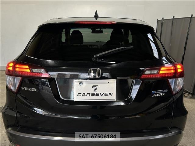 Honda VEZEL 2015-03 7458648-12