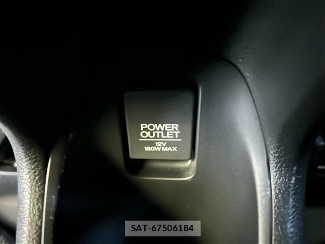 Honda VEZEL 2015-03 7458648-28