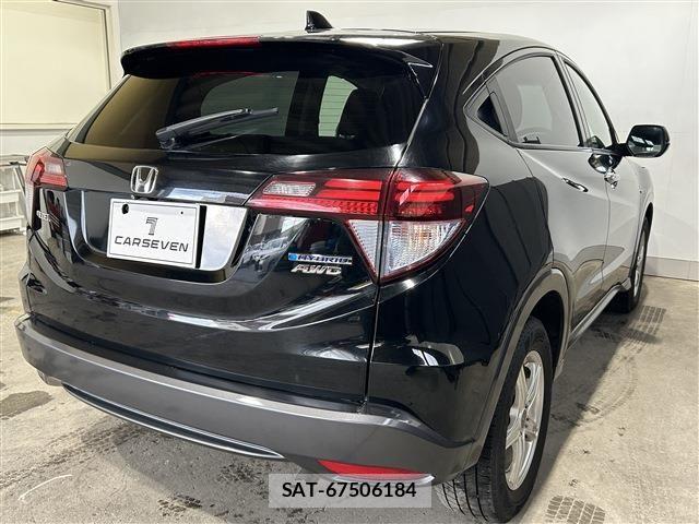 Honda VEZEL 2015-03 7458648-8