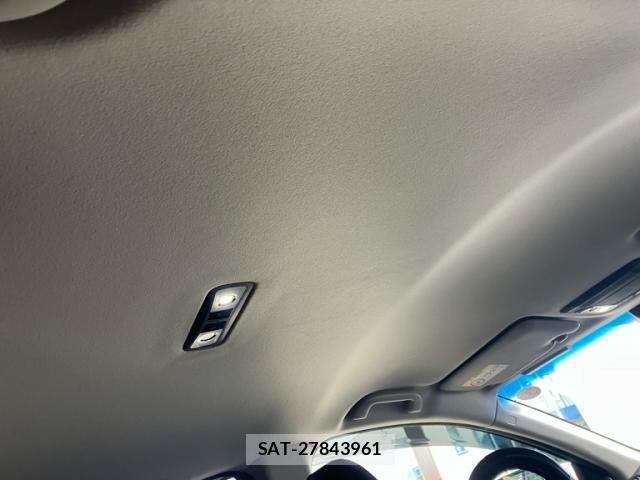 Honda VEZEL 2016-08 7503496-18