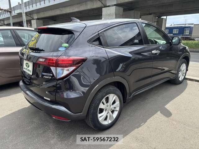 Honda VEZEL 2017-02 7510383-1