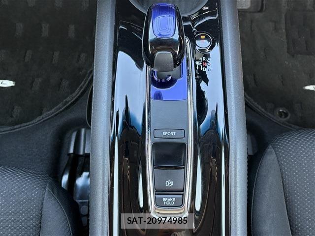 Honda VEZEL 2017-11 7563035-17