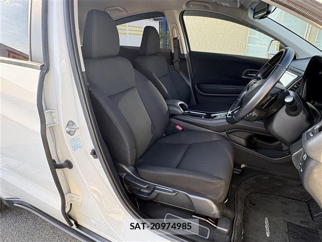 Honda VEZEL 2017-11 7563035-24