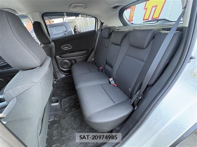 Honda VEZEL 2017-11 7563035-27