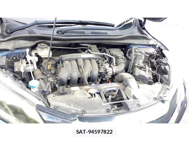 Honda VEZEL 2014-01 7621107-6