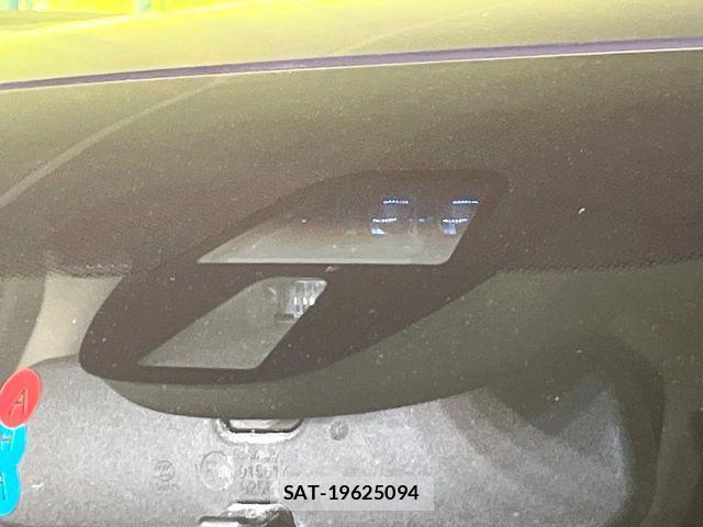 Honda VEZEL 2013-12 7621106-2