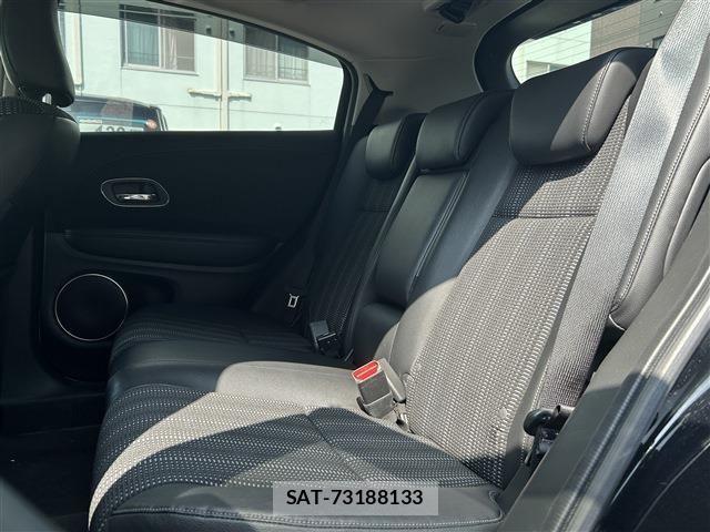 Honda VEZEL 2018-01 7730359-25