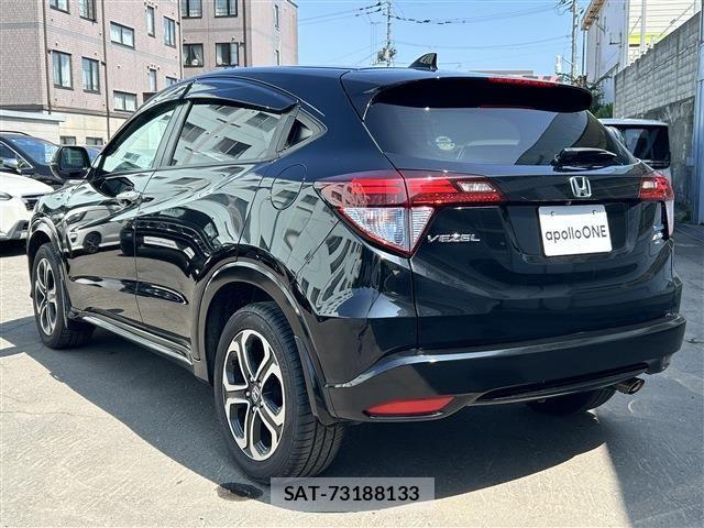 Honda VEZEL 2018-01 7730359-6