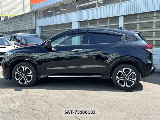 Honda VEZEL 2018-01 7730359-7