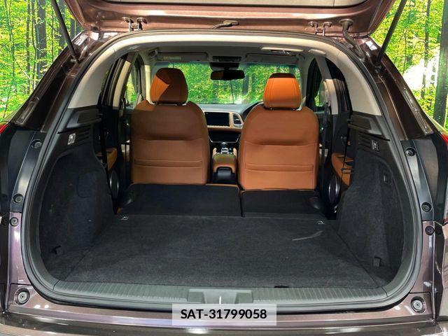 Honda VEZEL 2018-03 7730360-15