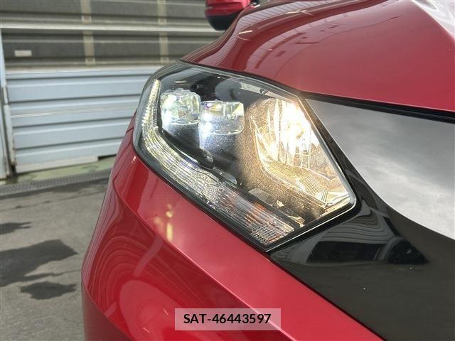 Honda VEZEL 2018-02 7730361-9
