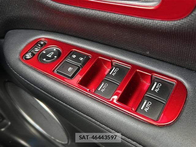 Honda VEZEL 2018-02 7730361-20