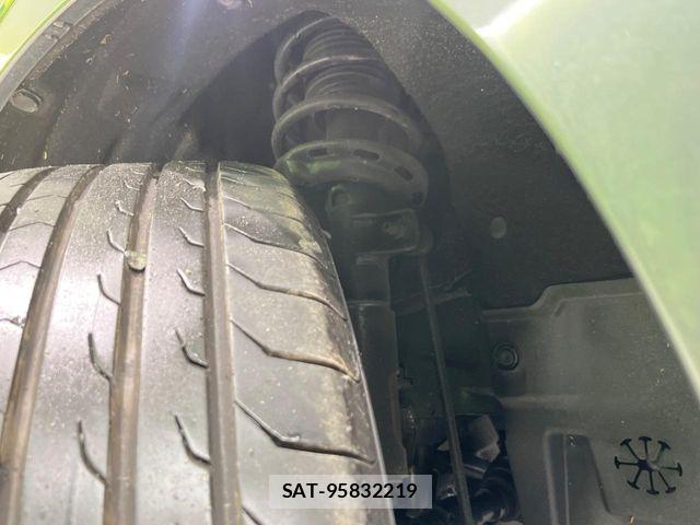 Honda VEZEL 2015-06 7880288-17