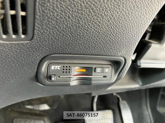 Honda VEZEL 2014-11 7880291-17
