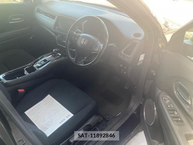 Honda VEZEL 2017-07 7981452-10