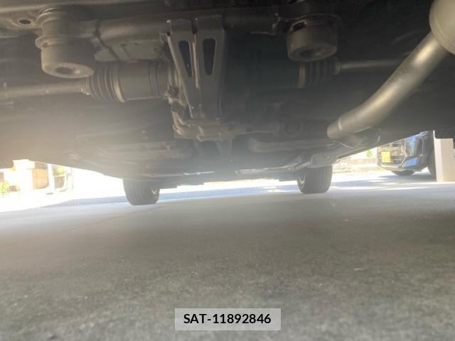 Honda VEZEL 2017-07 7981452-6