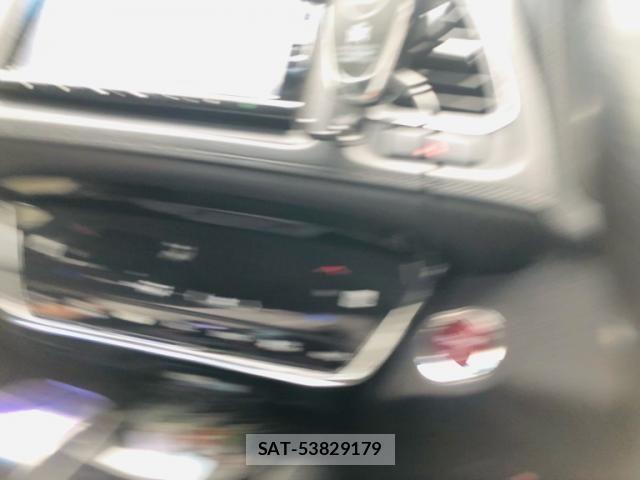 Honda VEZEL 2016-04 8039006-21