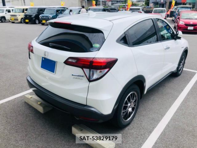 Honda VEZEL 2016-04 8039006-2