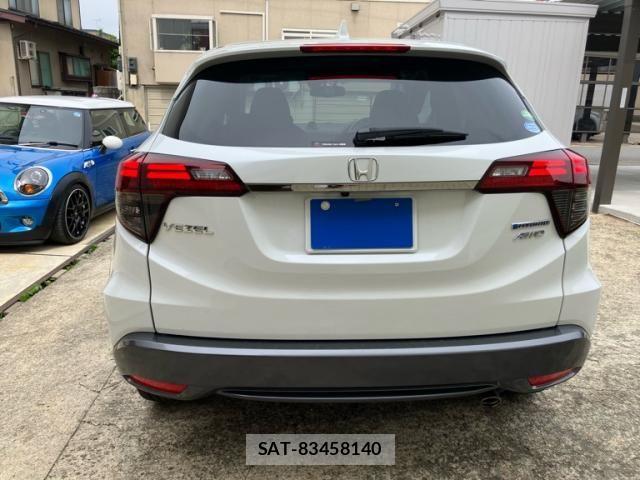 Honda VEZEL 2020-12 8039001-11