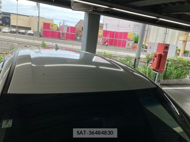 Honda VEZEL 2018-07 8076047-9