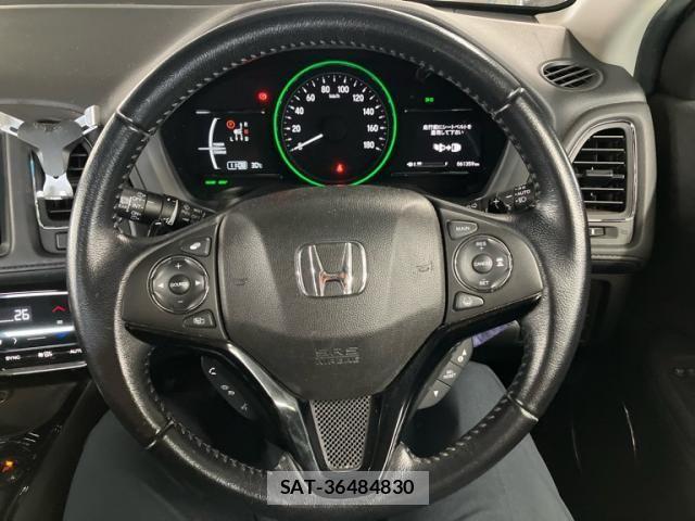 Honda VEZEL 2018-07 8076047-14