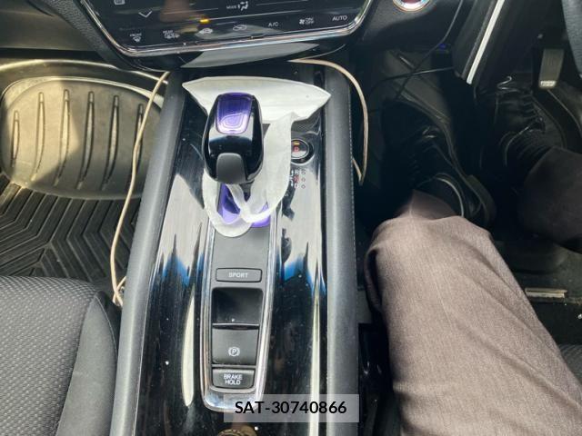 Honda VEZEL 2015-01 8076048-19