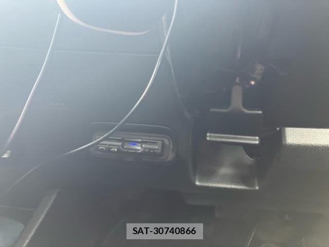 Honda VEZEL 2015-01 8076048-20