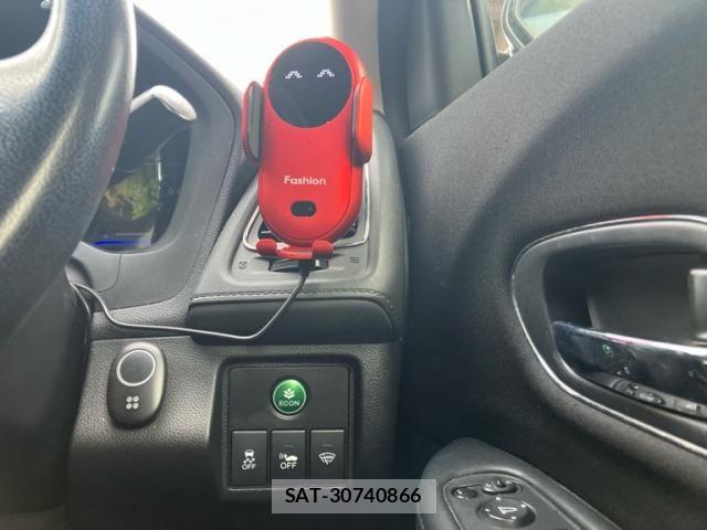 Honda VEZEL 2015-01 8076048-21