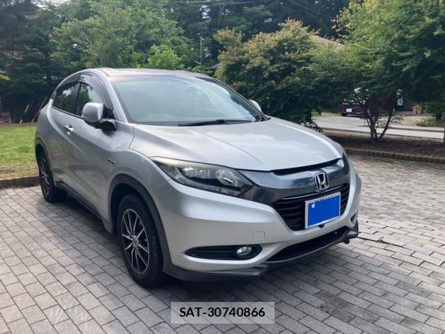 Honda VEZEL 2015-01 8076048-2
