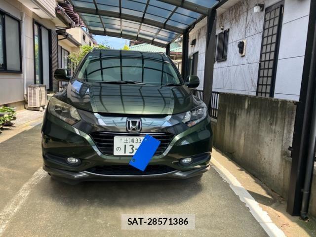 Honda VEZEL 2013-12 8076050-1
