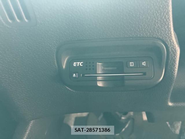 Honda VEZEL 2013-12 8076050-26