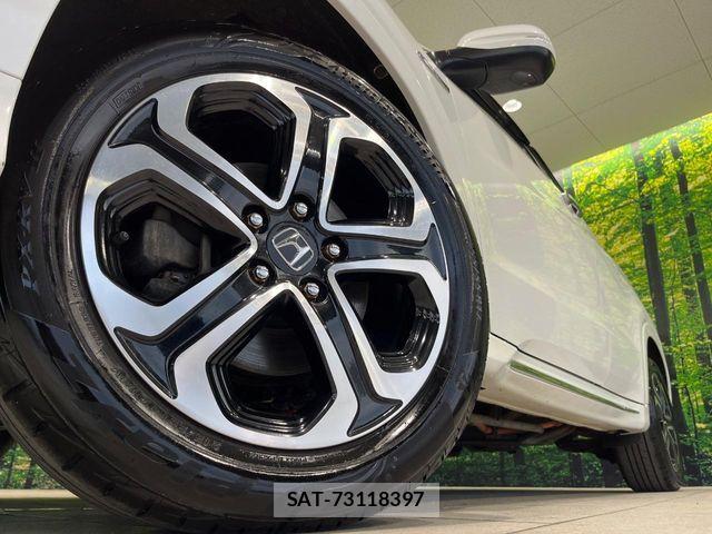 Honda VEZEL 2016-03 8102500-11
