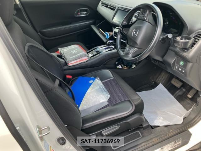 Honda VEZEL 2015-04 8102508-10