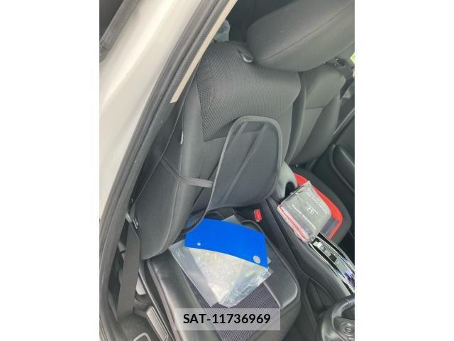 Honda VEZEL 2015-04 8102508-11