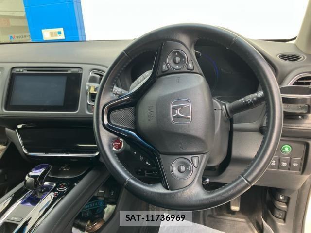Honda VEZEL 2015-04 8102508-15
