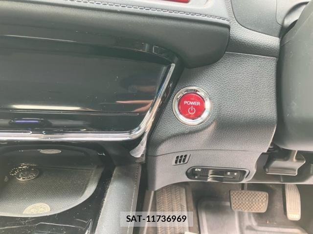 Honda VEZEL 2015-04 8102508-18