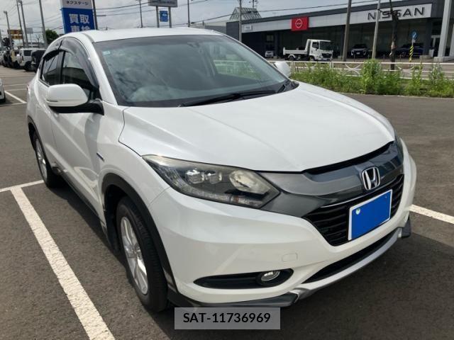 Honda VEZEL 2015-04 8102508-3