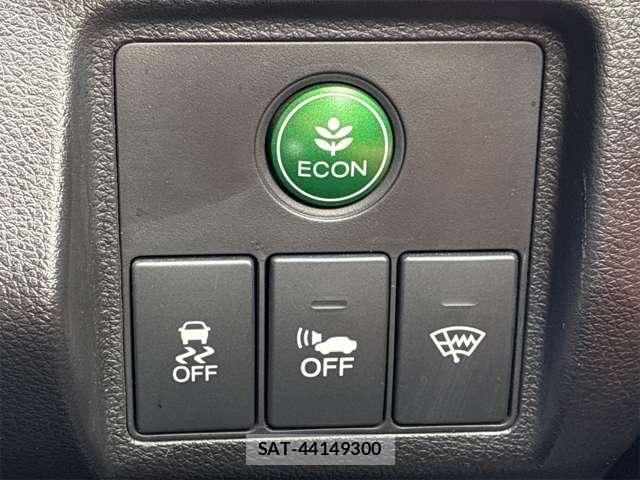 Honda VEZEL 2015-12 8102506-10