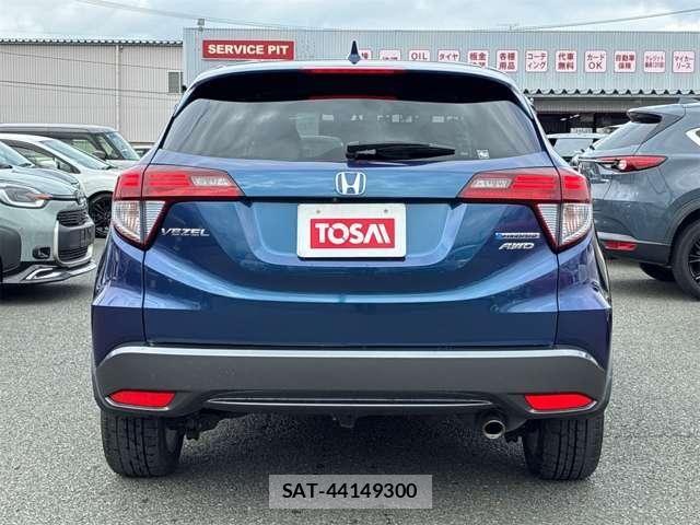 Honda VEZEL 2015-12 8102506-18