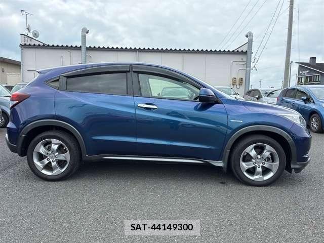 Honda VEZEL 2015-12 8102506-24