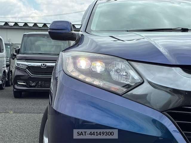 Honda VEZEL 2015-12 8102506-27