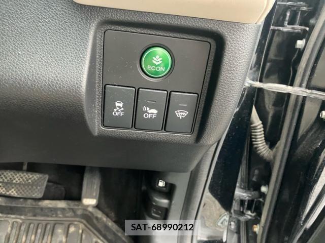 Honda VEZEL 2015-11 8102504-19