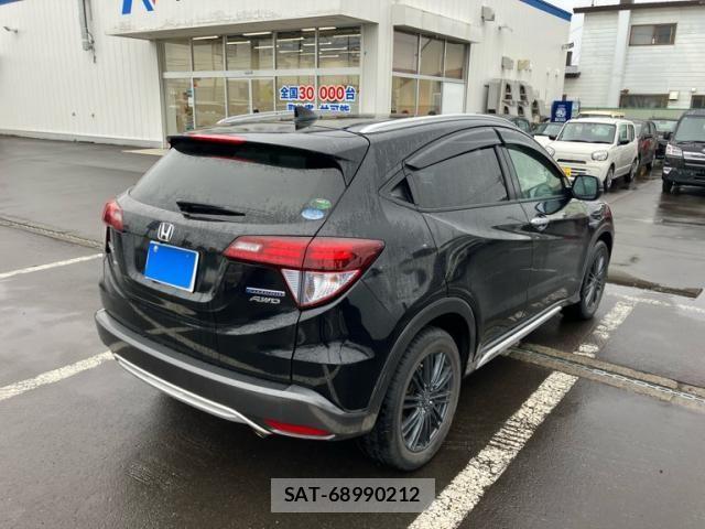 Honda VEZEL 2015-11 8102504-5