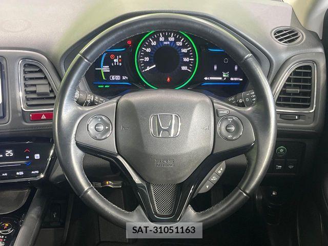 Honda VEZEL 2015-07 8210863-11