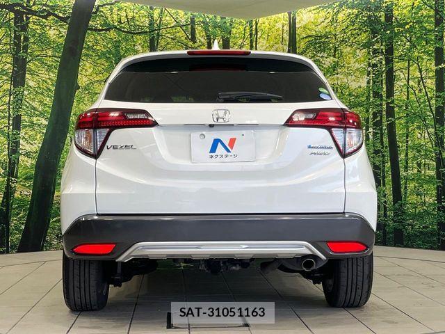 Honda VEZEL 2015-07 8210863-15