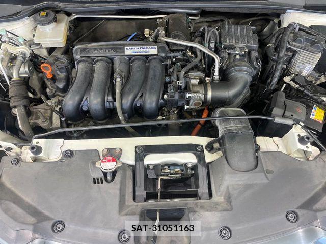 Honda VEZEL 2015-07 8210863-18