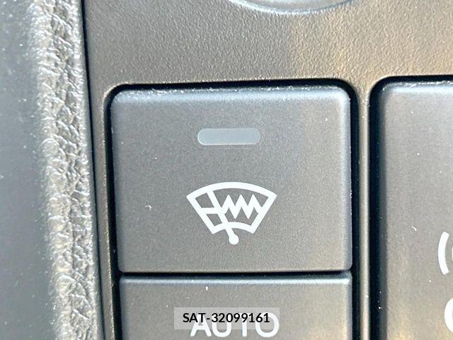 Honda VEZEL 2017-08 8210862-10