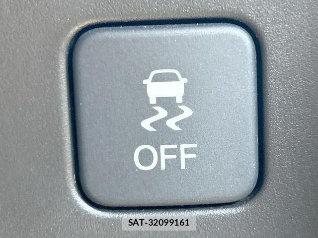 Honda VEZEL 2017-08 8210862-12