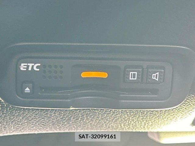 Honda VEZEL 2017-08 8210862-6