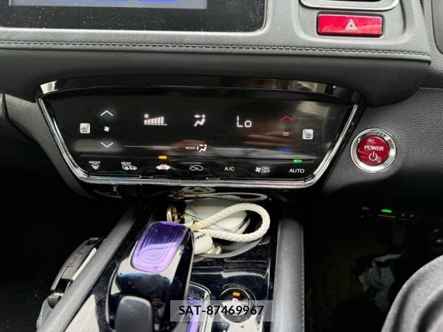 Honda VEZEL 2014-01 8210864-17